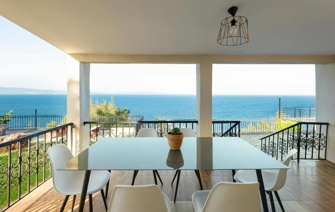 Tatil Evi The Blue Firefly, Potidaia #Feelslikehome Nea Poteidaia